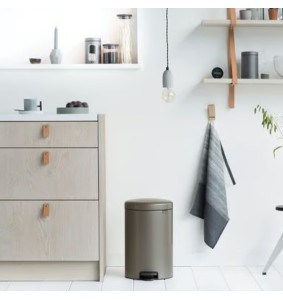 Brabantia Pattumiera a pedale NewIcon 20 Lt Platinum